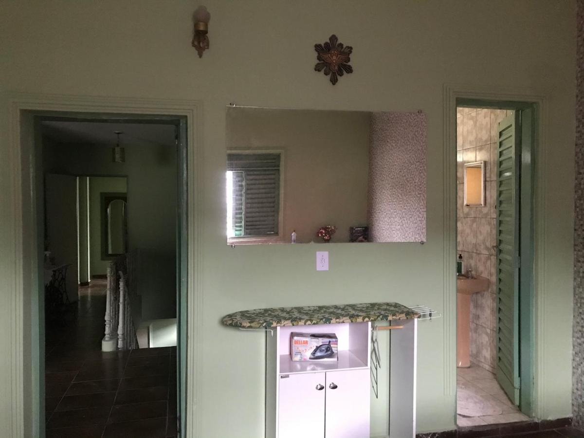 Hospedagem Casa Da Waldir, Quarto Suite 01 Goiás المظهر الخارجي الصورة