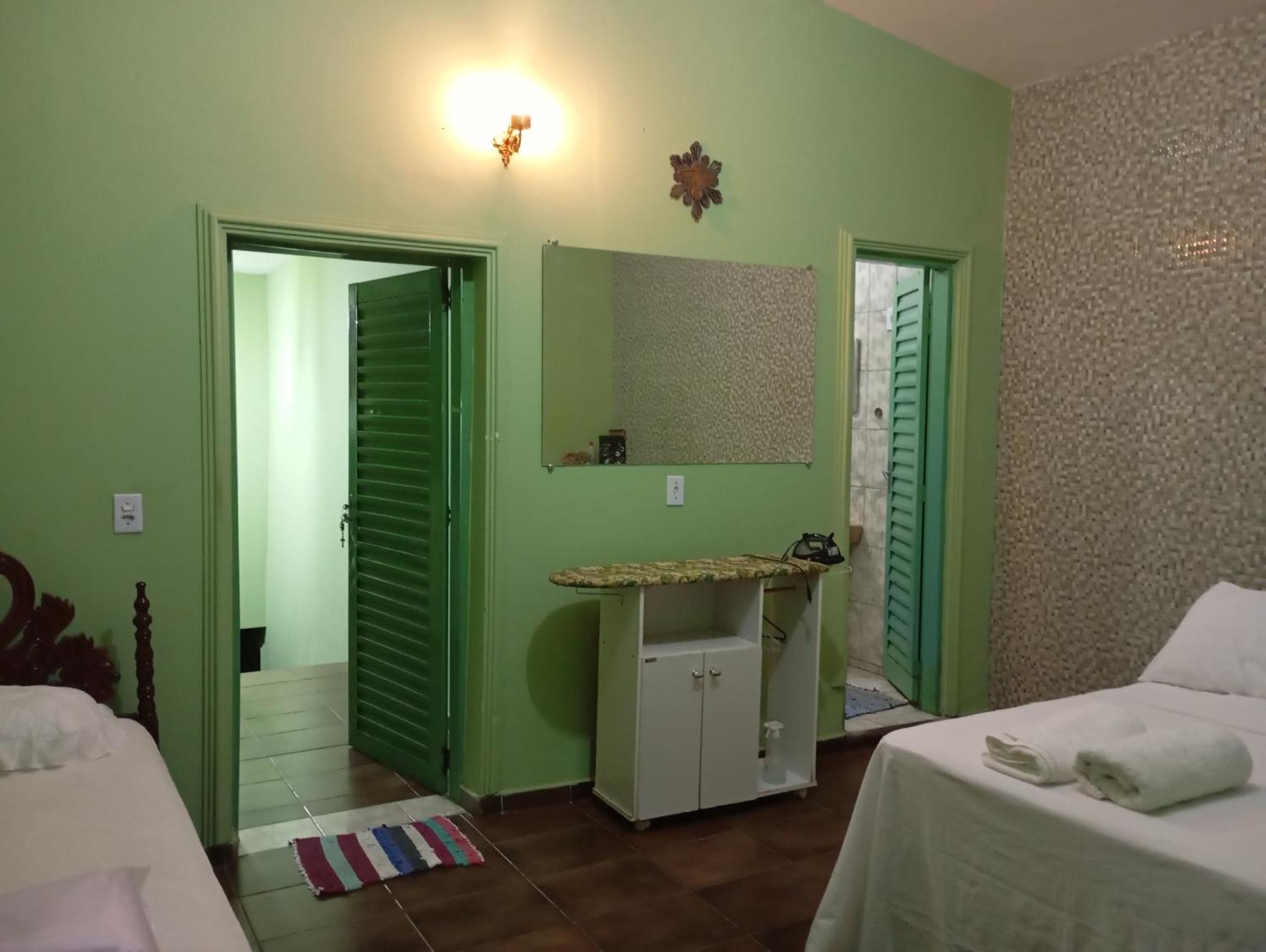 Hospedagem Casa Da Waldir, Quarto Suite 01 Goiás المظهر الخارجي الصورة