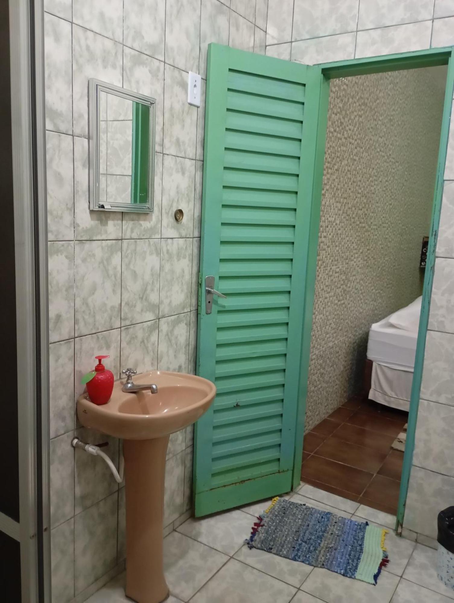 Hospedagem Casa Da Waldir, Quarto Suite 01 Goiás المظهر الخارجي الصورة