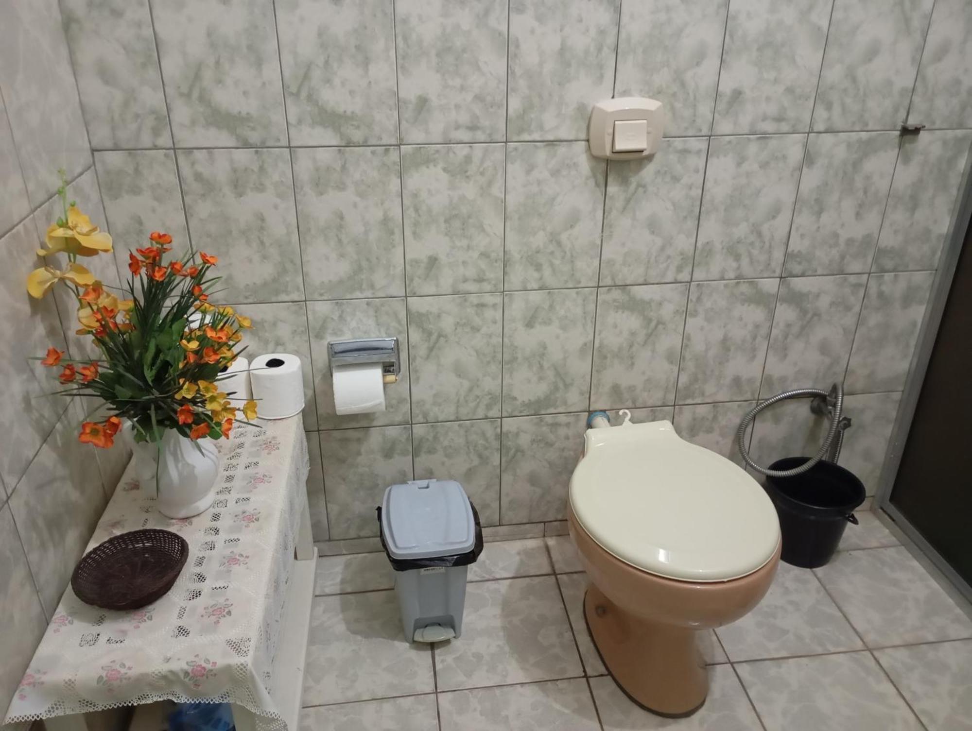 Hospedagem Casa Da Waldir, Quarto Suite 01 Goiás المظهر الخارجي الصورة